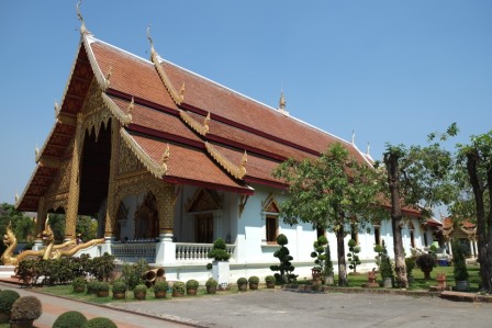 Bild vom Wat Phra Singh von aussen